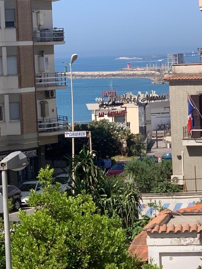 Appartamento Sul Mare Nettuno Exterior photo